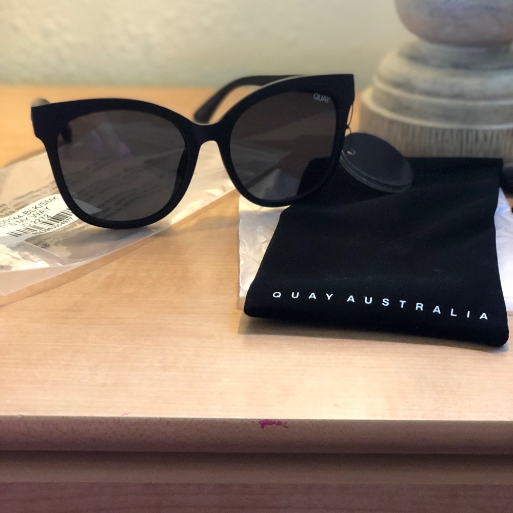 Quay Australia “Its my Way” sunnies.